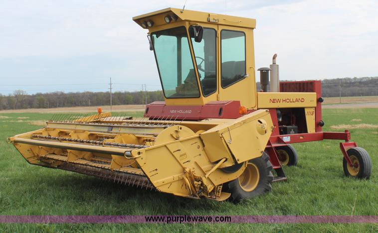 image for item H6091 1990 New Holland 1118 swather