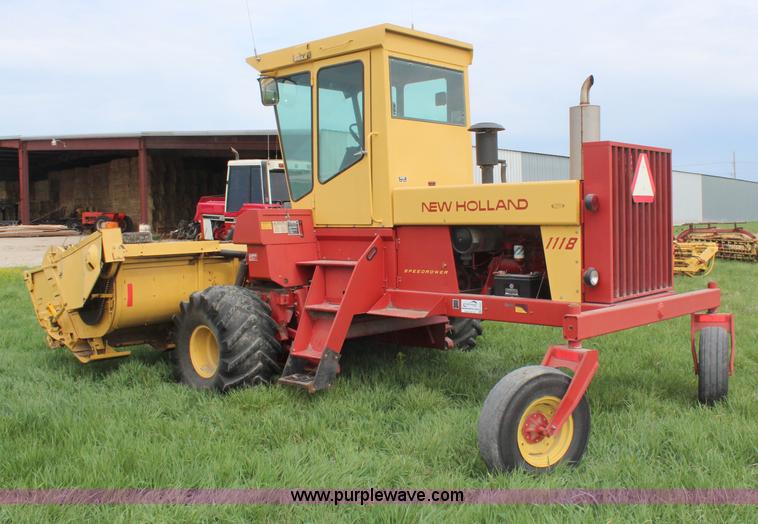image for item H6091 1990 New Holland 1118 swather