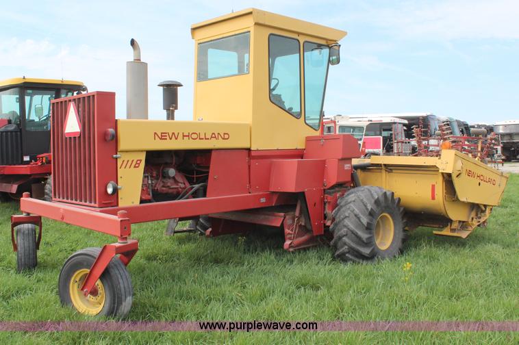 image for item H6091 1990 New Holland 1118 swather