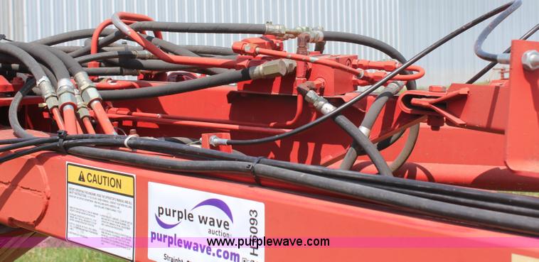 image for item H6093 New Holland 216 twin rake