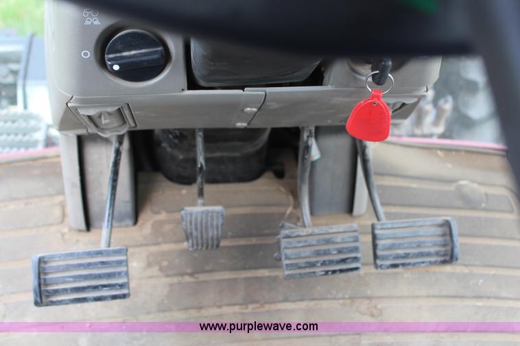 image for item H6095 2001 Case IH MX180 MFWD tractor