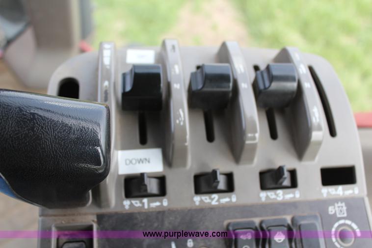 image for item H6095 2001 Case IH MX180 MFWD tractor