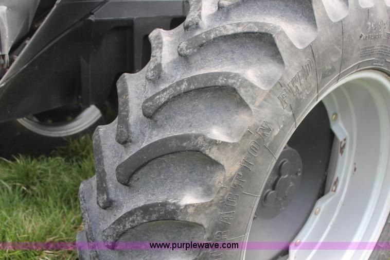 image for item H6095 2001 Case IH MX180 MFWD tractor