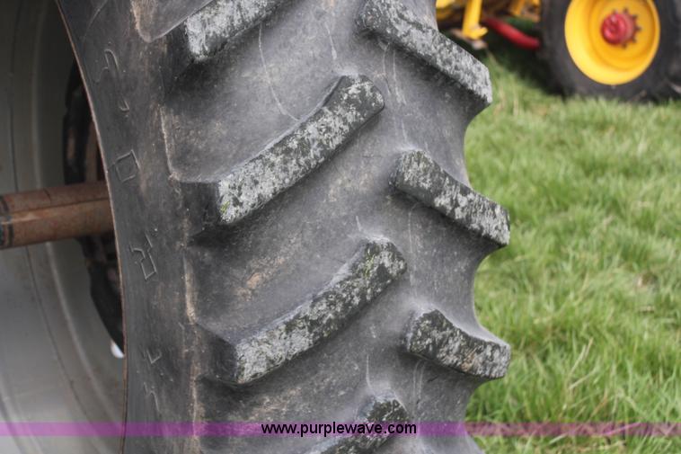 image for item H6095 2001 Case IH MX180 MFWD tractor