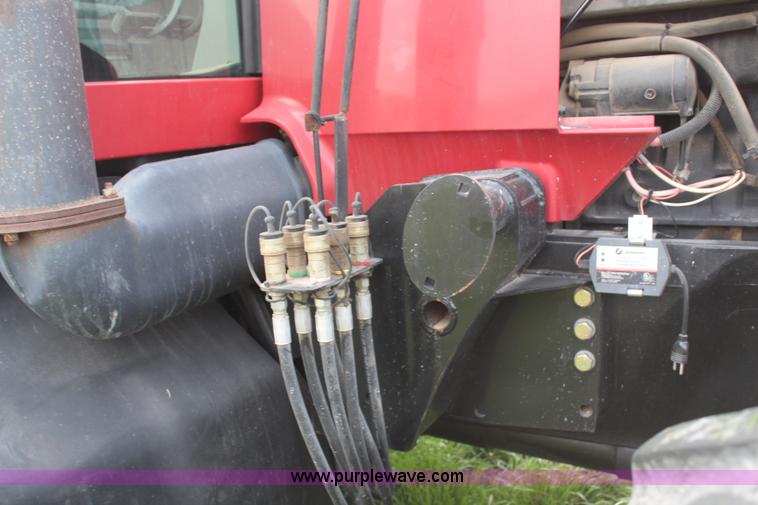 image for item H6096 GB 870 loader