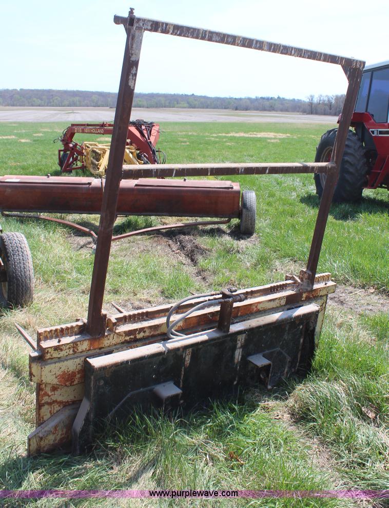 image for item H6097 Bale spike loader attachment
