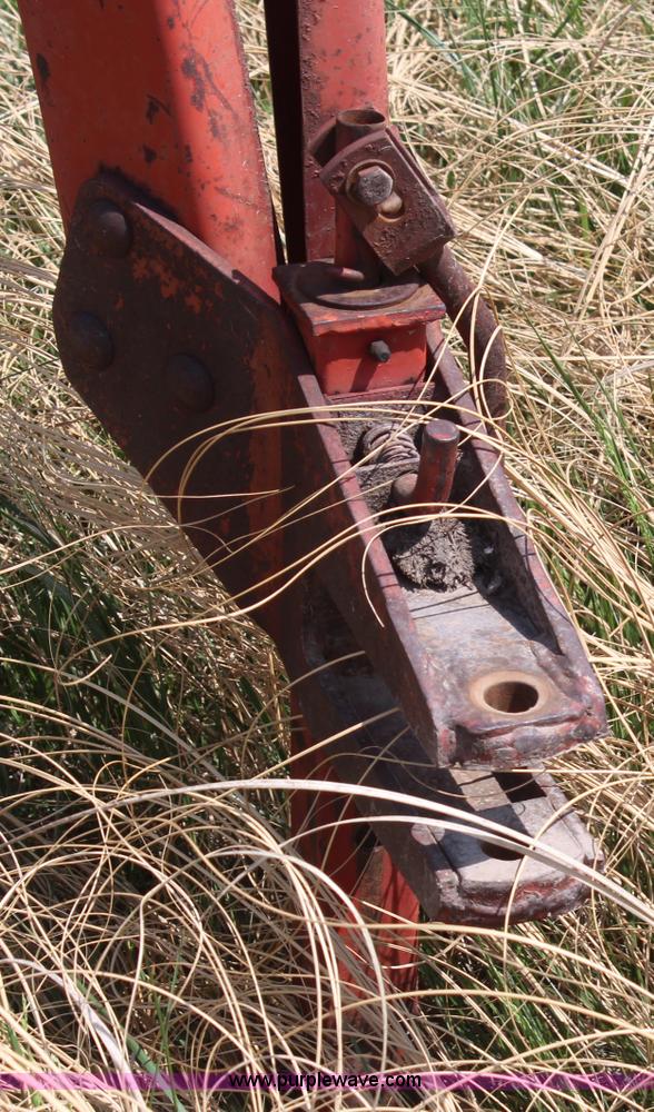 image for item H6100 New Holland 256 side delivery rake