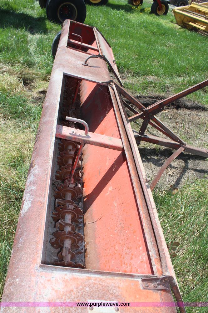 image for item H6104 Ezee Flow 120D seeder