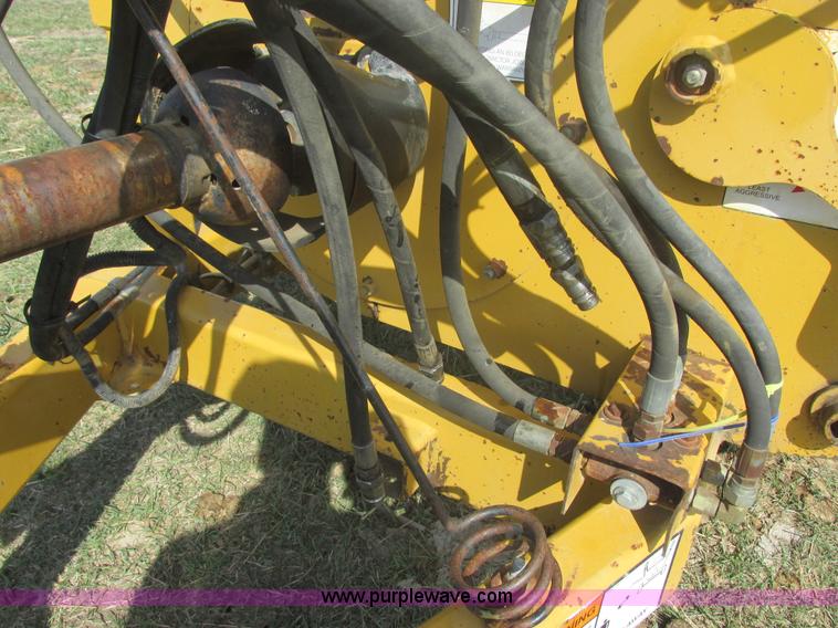 image for item I2746 Vermeer BP7000 Hay Buster bale processor