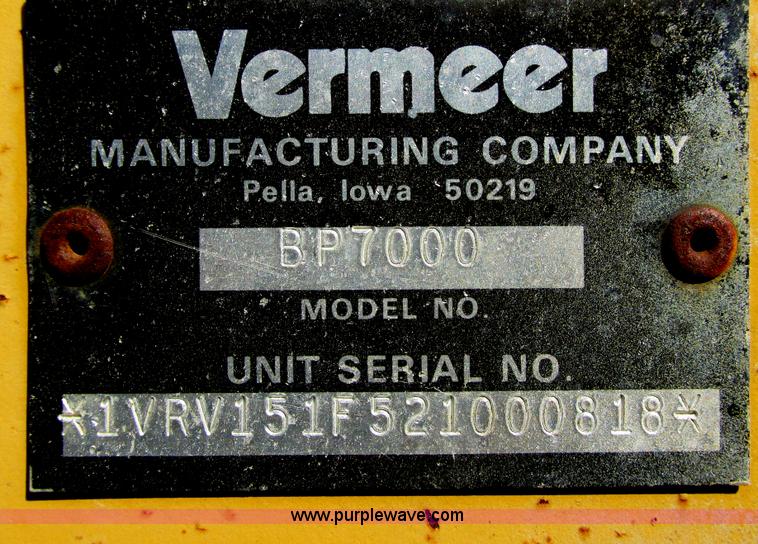 image for item I2746 Vermeer BP7000 Hay Buster bale processor