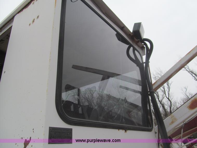 image for item I7101 Freeman 5000 bale wagon