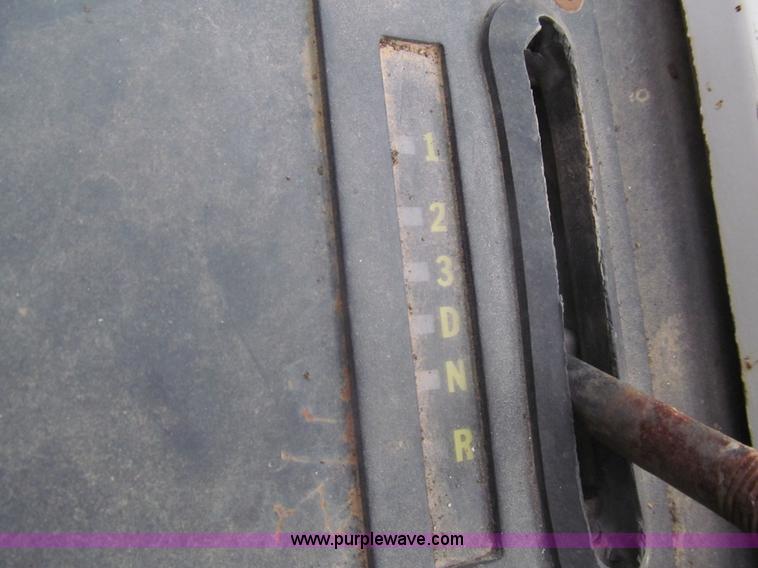 image for item I7101 Freeman 5000 bale wagon