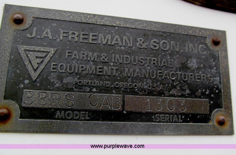 image for item I7101 Freeman 5000 bale wagon