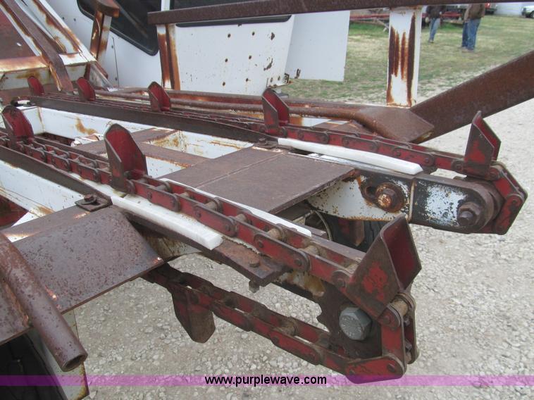 image for item I7101 Freeman 5000 bale wagon