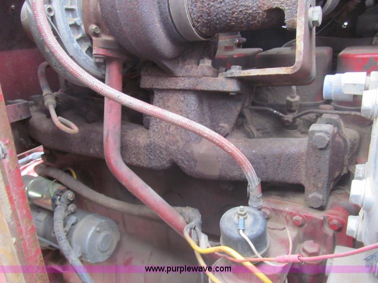 image for item I7101 Freeman 5000 bale wagon