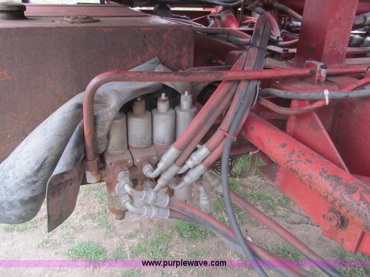 image for item I7101 Freeman 5000 bale wagon