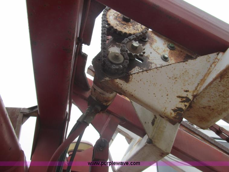 image for item I7101 Freeman 5000 bale wagon