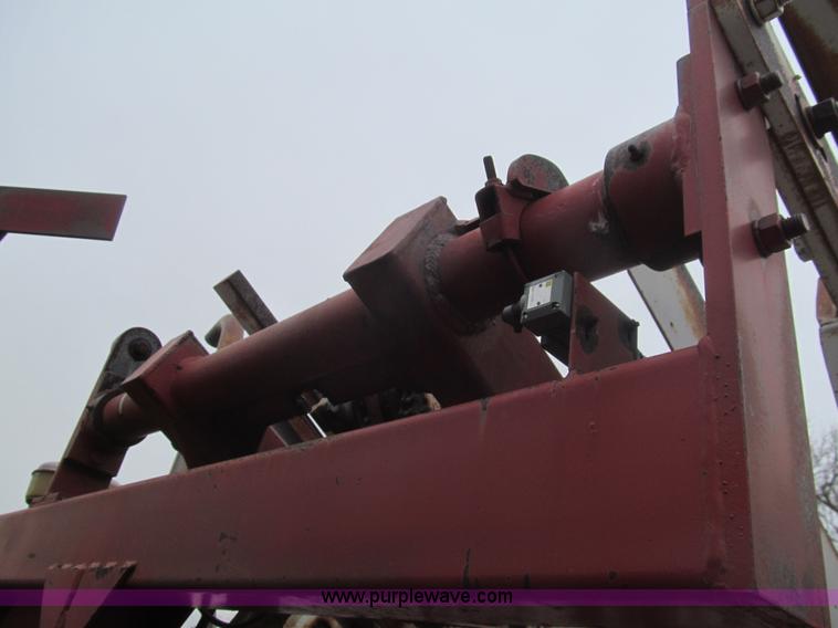 image for item I7101 Freeman 5000 bale wagon