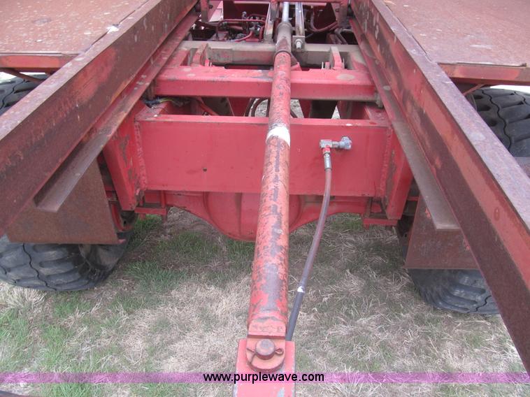 image for item I7101 Freeman 5000 bale wagon