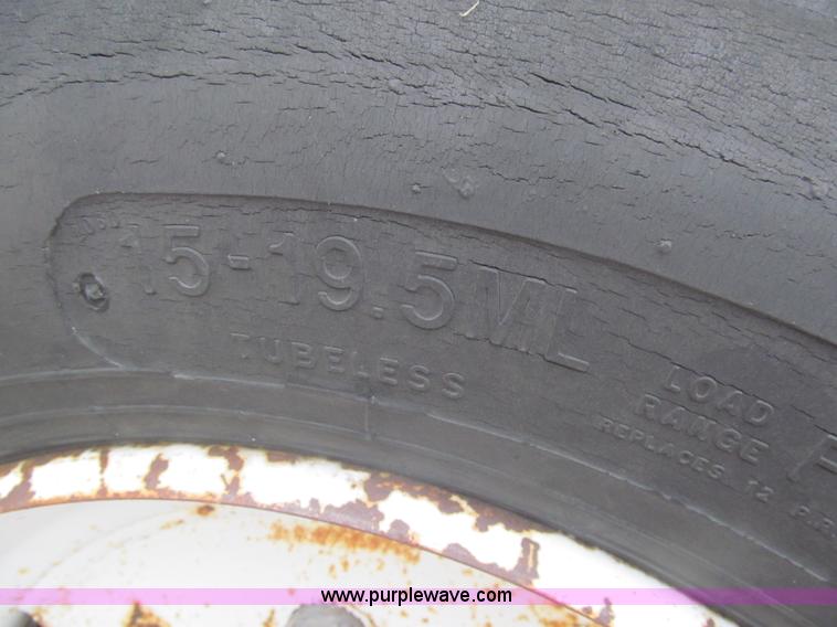 image for item I7101 Freeman 5000 bale wagon