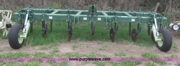 image for item I7104 QuinStar Soil Shark II SS-16 ripper