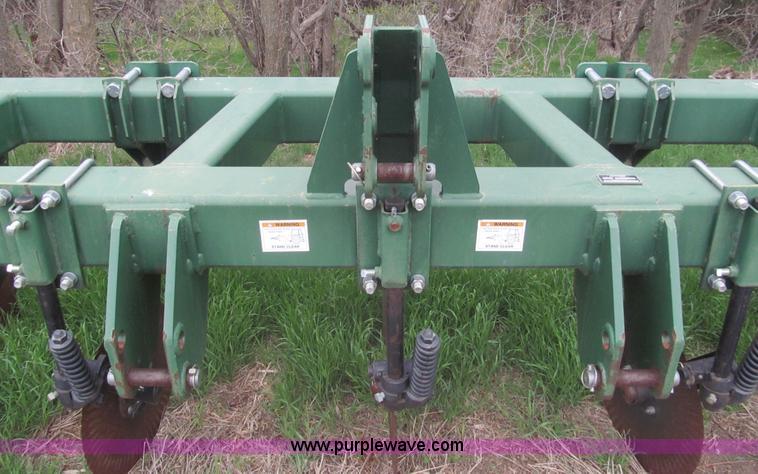 image for item I7104 QuinStar Soil Shark II SS-16 ripper