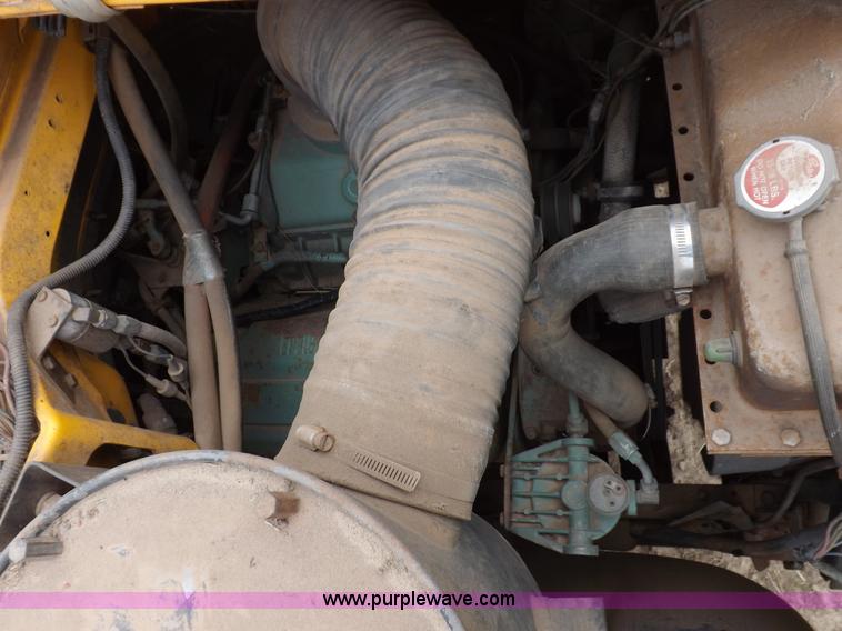 image for item I9073 1978 GMC 7500 dump truck