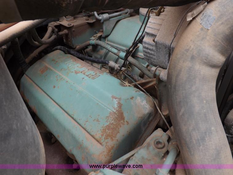 image for item I9073 1978 GMC 7500 dump truck