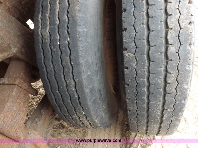 image for item I9073 1978 GMC 7500 dump truck