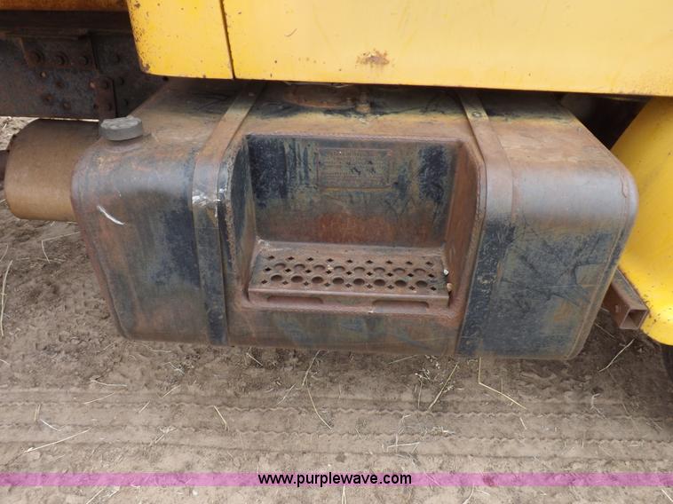 image for item I9073 1978 GMC 7500 dump truck