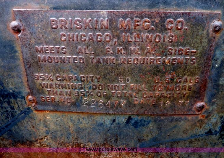 image for item I9073 1978 GMC 7500 dump truck