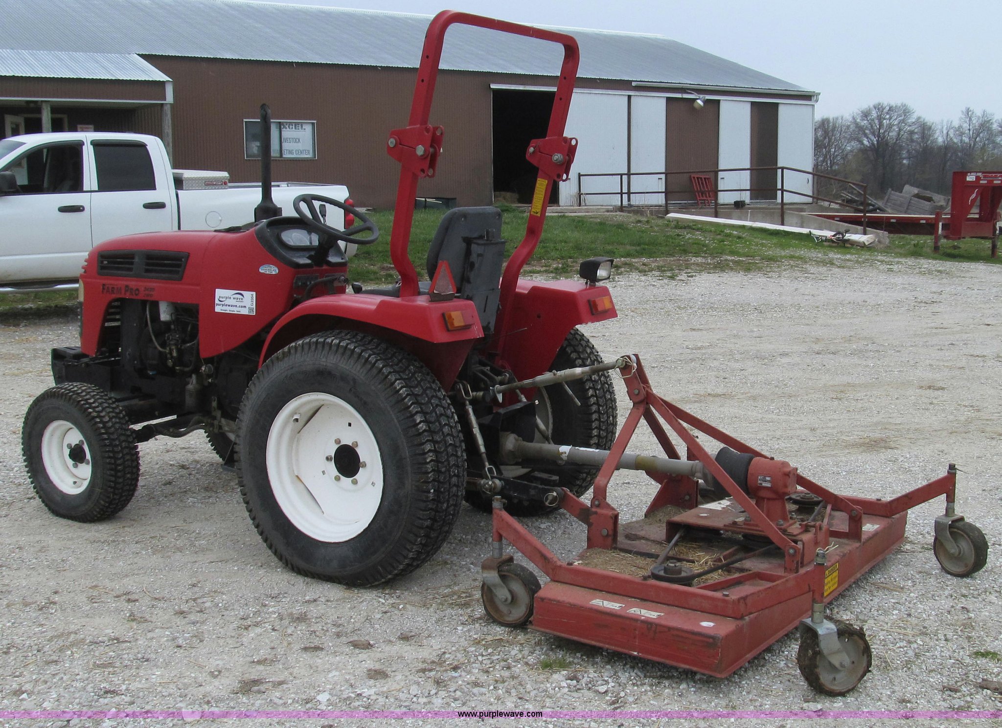2007 Farm Pro 2420 compact utility tractor in Centralia, MO Item