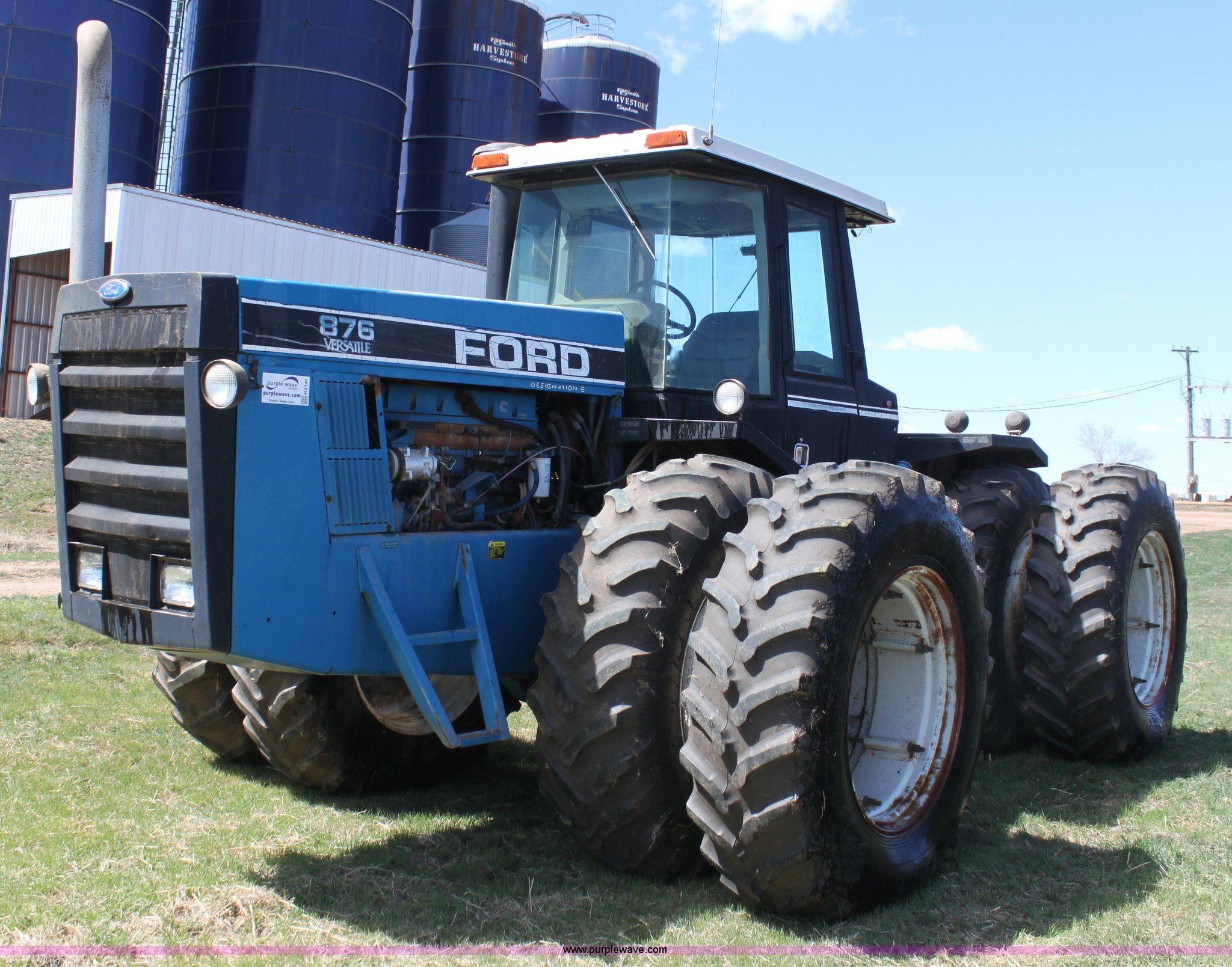 1991 Ford 876 Versatile 4WD tractor in Sharon, KS Item H2146 sold