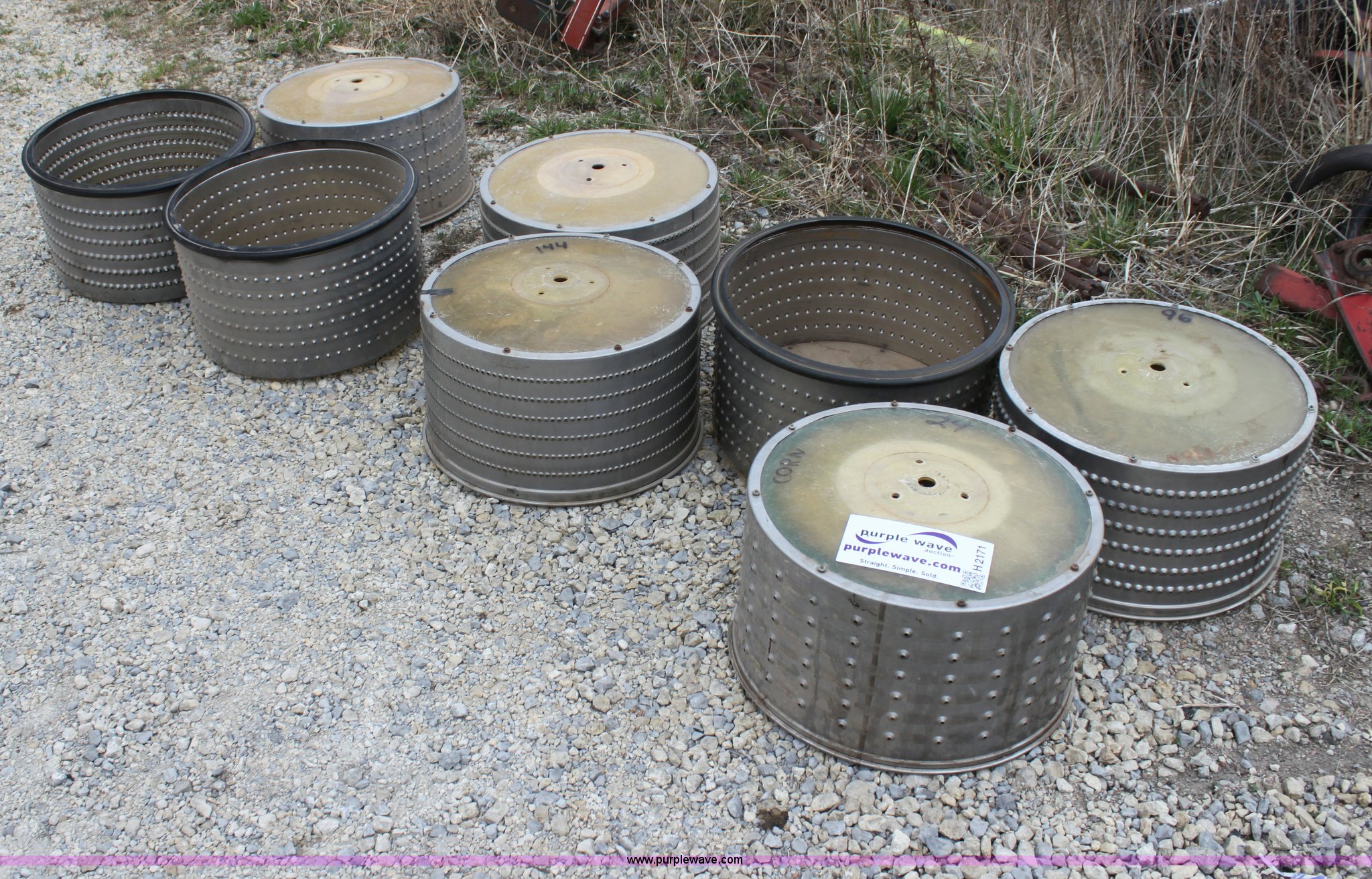 (8) seed drums in Udall, KS Item H2171 sold Purple Wave
