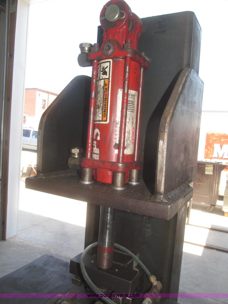 image for item AE9325 Shop built hydraulic press