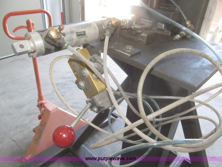 image for item AE9325 Shop built hydraulic press