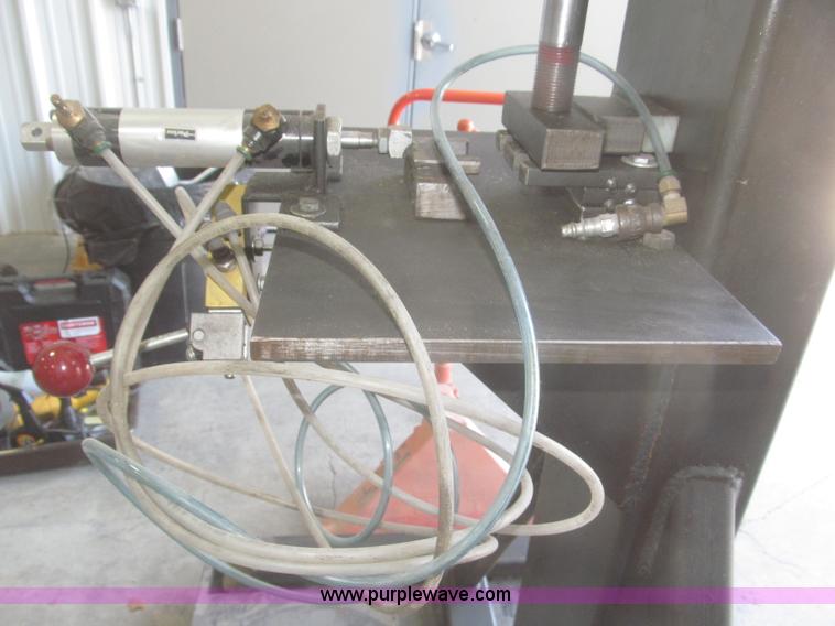 image for item AE9325 Shop built hydraulic press