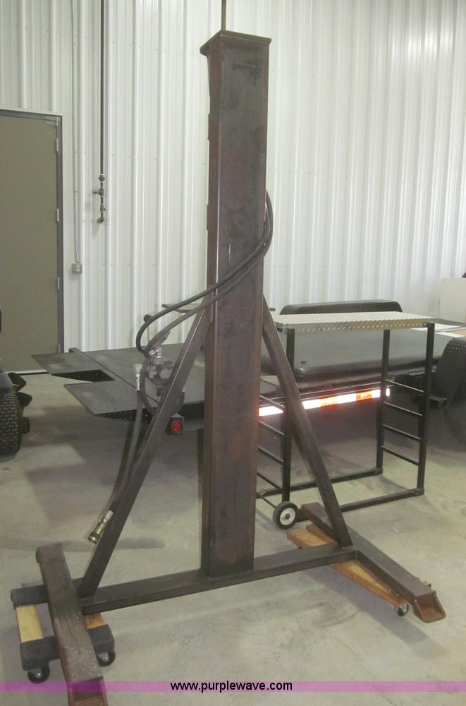 image for item AE9326 Shop built hydraulic press