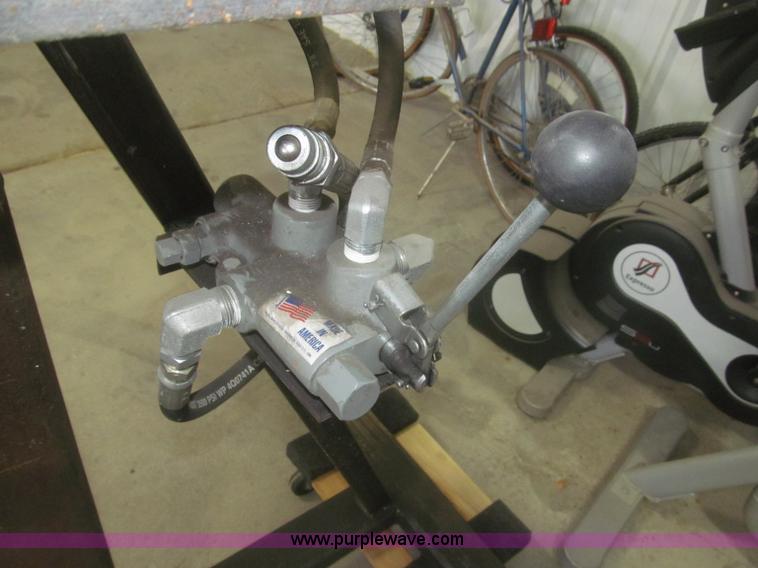 image for item AE9326 Shop built hydraulic press