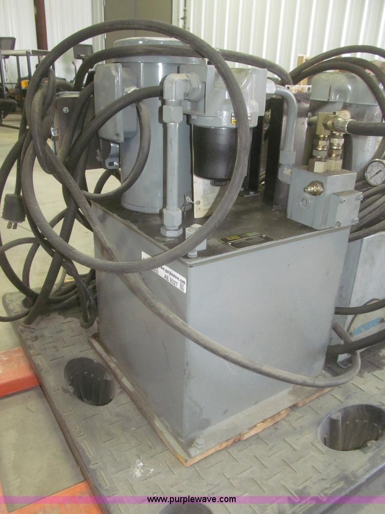 image for item AE9327 Parker hydraulic power unit