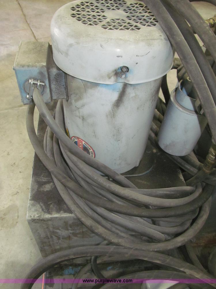 image for item AE9328 Vickers hydraulic power unit