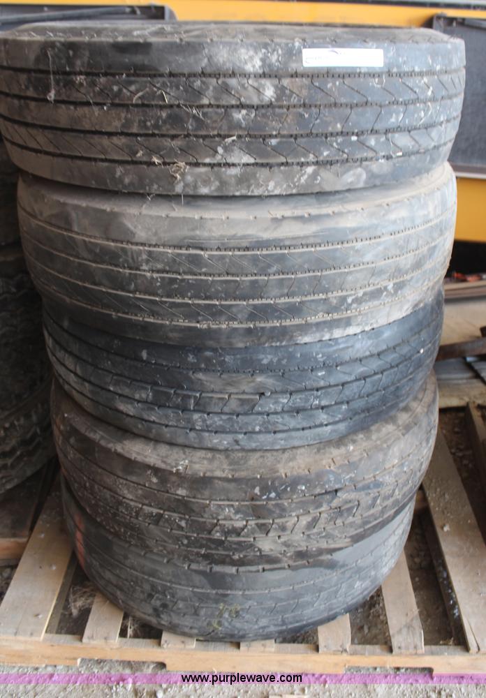 image for item AM9349 (5) assorted Goodyear 315/80R22.5 tires