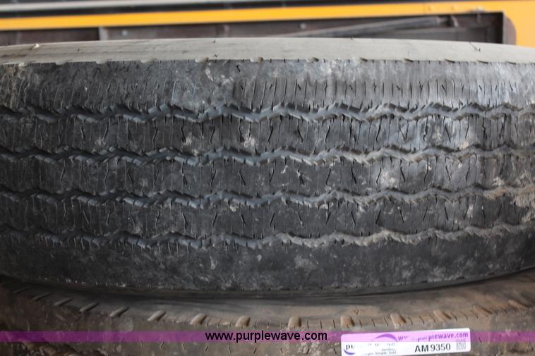 image for item AM9350 (5) assorted 315/80R22.5 tires