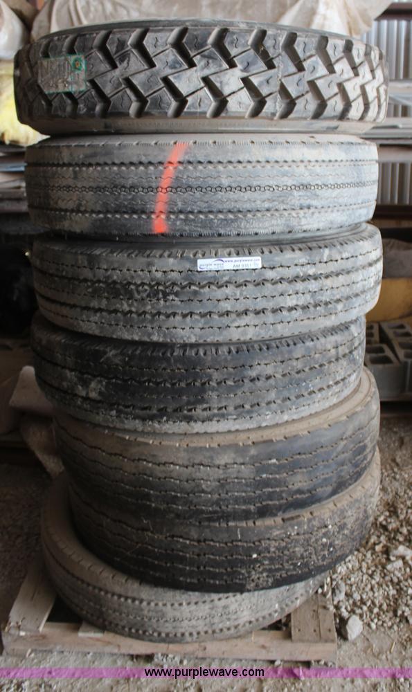 image for item AM9351 (7) assorted 12R22.5 tires
