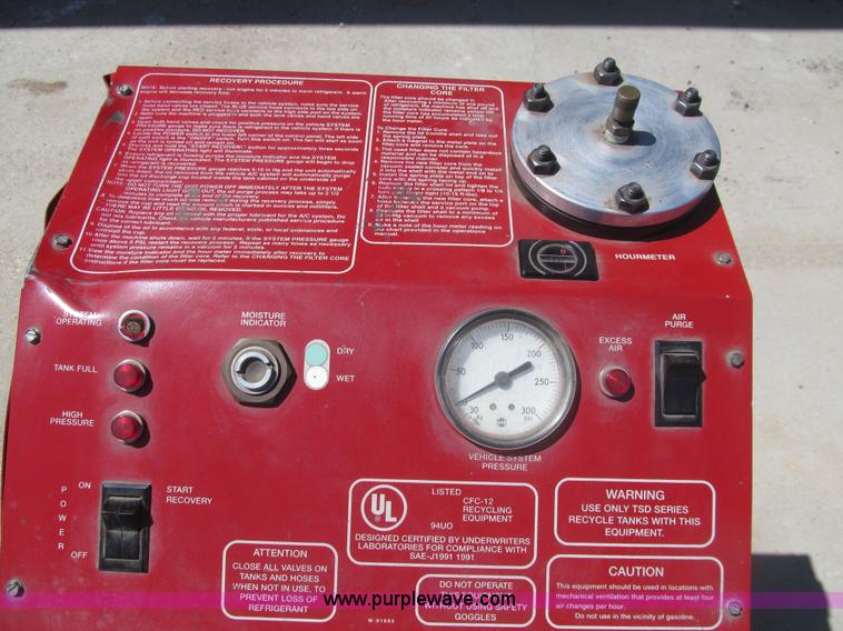 image for item AQ9843 White Industires R-12 AC recovery system