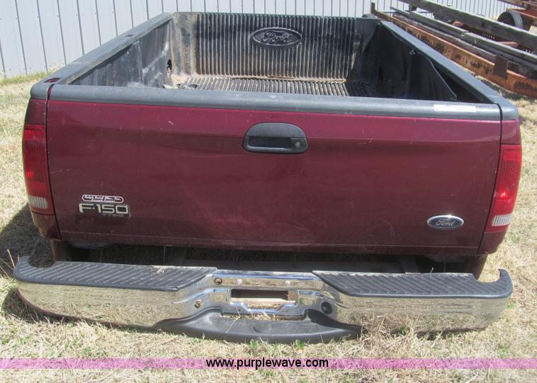 image for item AQ9850 2003 Ford F150 pickup truck
