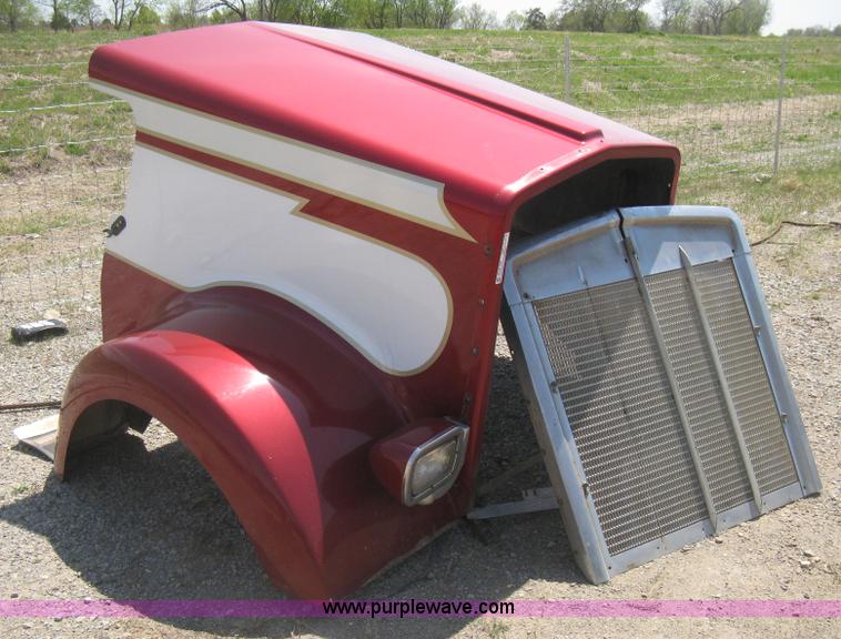 image for item AX9765 Kenworth hood