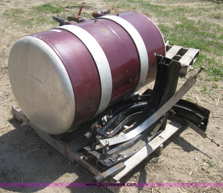 image for item AX9768 Aluminum saddle tank