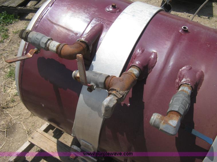 image for item AX9768 Aluminum saddle tank