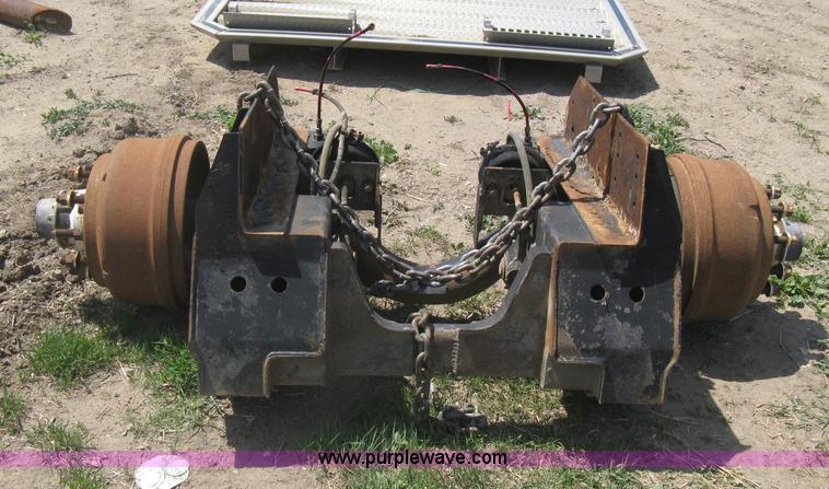 image for item AX9770 Spicer drop down/pusher axle